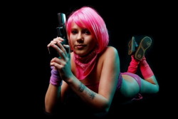 girlandguns:  Girl With Gun  follow me at : http://girlandguns.tumblr.com/