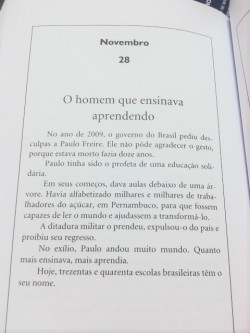 frasespoesiaseafins:  326ª Postagem do livro Os Filhos dos Dias, de Eduardo Galeano, um calendário histórico poético Para ver as demais postagens, acesse:http://frasespoesiaseafins.tumblr.com/tagged/os-filhos-dos-dias