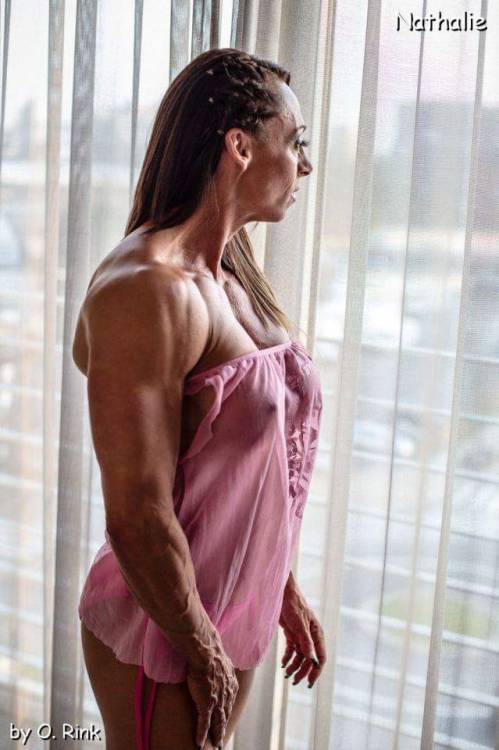 Porn Muscle Girls Fan photos