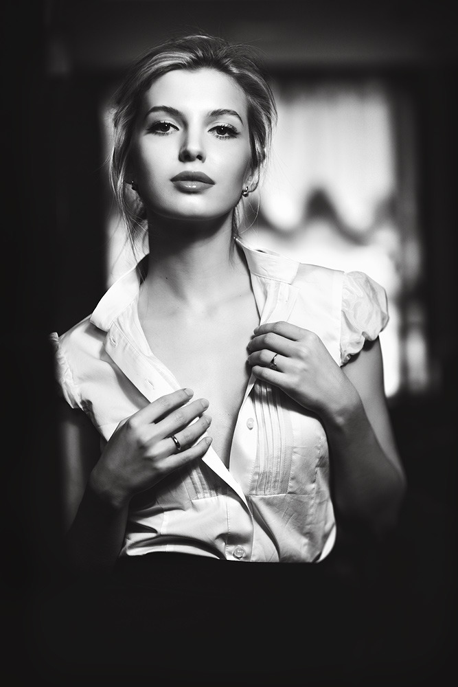 femmefan:  femmefan  (Please visit my library of 52,000 Tumblr photos at femmefan
