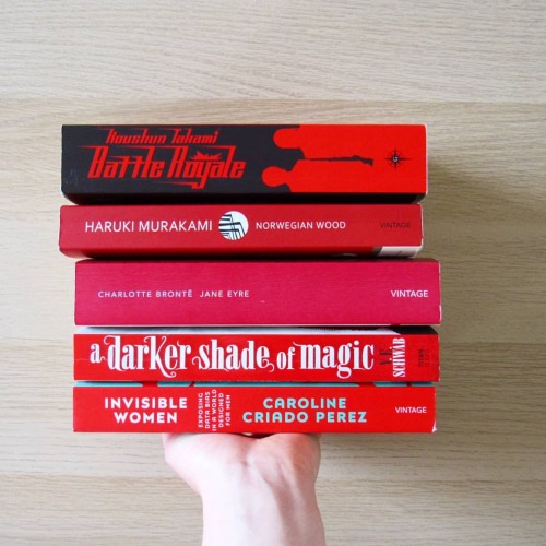Bookish Rainbow #4 - Red Books! ❤️ . Have you read any of these? I&rsquo;ve actually read all of the
