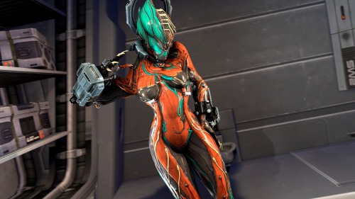 Sexy Girl ValkyrValkyr knows that her body is hot… 