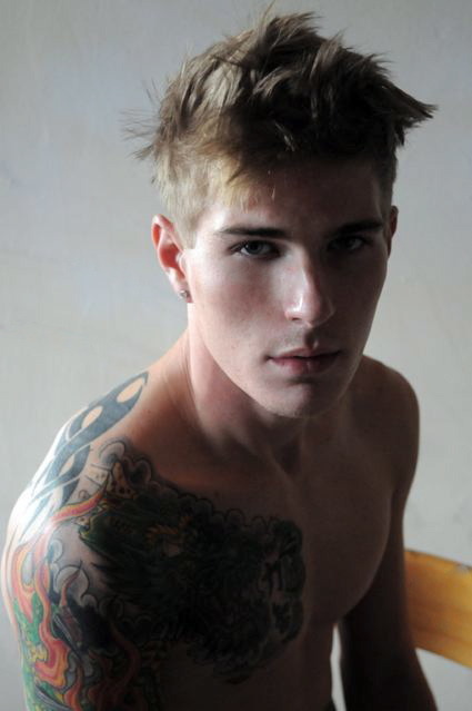 prettygayboys:  similar posts: here