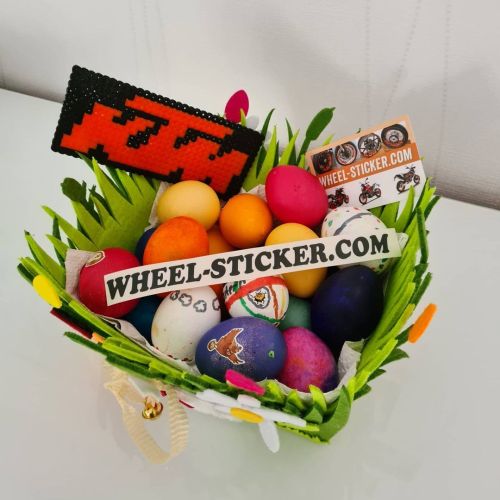 Frohe Ostern von wheel-sticker.com  . . #ktm #ktmduke #ktmduke125 #felgenrandaufkleber #felgensticke