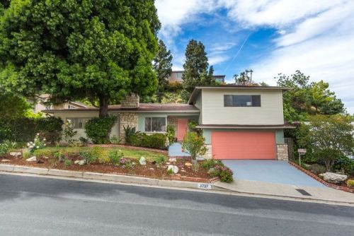 househunting: $1,281,291/4 brStudio City, CA