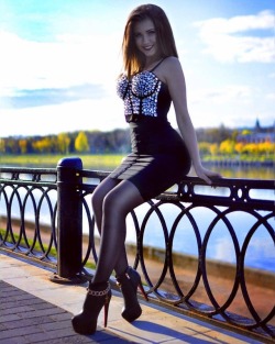 Instahotties:regrann From @ Vikkihoney  -  Insta Name #Legs #Lingerie #Girl #Model