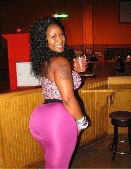 jazziedad:  Debra ‘s HIPS….  CurvyLicious ♥♥