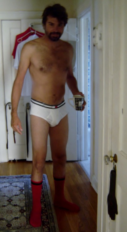 underfreek:  Saturday morning at Daddy’s