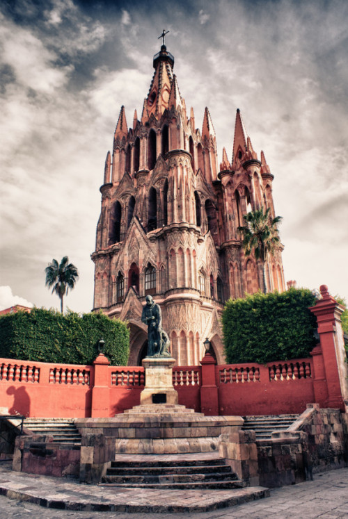 San Miguel De Allende Mexico Archangel Michael’s Church. Photo by Joseph Martinez