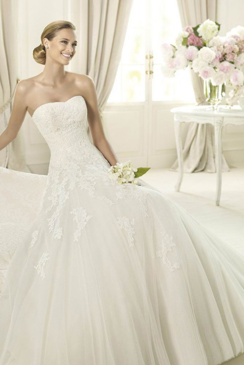 Sweetheart 2015 A-line Tulle Applique Wedding Dress