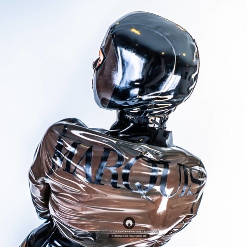 Credit to rubbermistressmisslucy