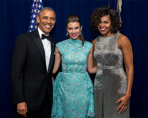celebritiesofcolor:  Michelle Obama and Barack Obama pose with Lauren Cohan, Norman