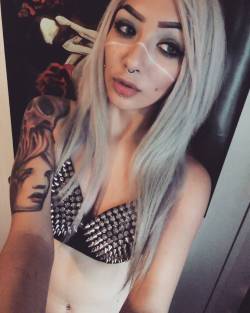 lovelefttomorrow:  Spikey boobs👊💀 #whitehair