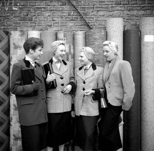 geeksofdoom: bobbycaputo: Rare Pics Of The Infamous ’50s London Girl Gang Photographed by Ken Russ