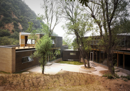 967. Yung Ho Chang (Atelier FCJZ) /// Split House /// Commune by The Great Wall, Yanqing, Beijing, C
