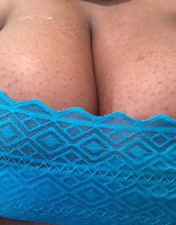 canthony0914:  @ebonymilkmaiden showing some love go check her out!!