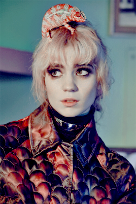 XXX blue-boredom:  Grimes for Nylon Magazine photo