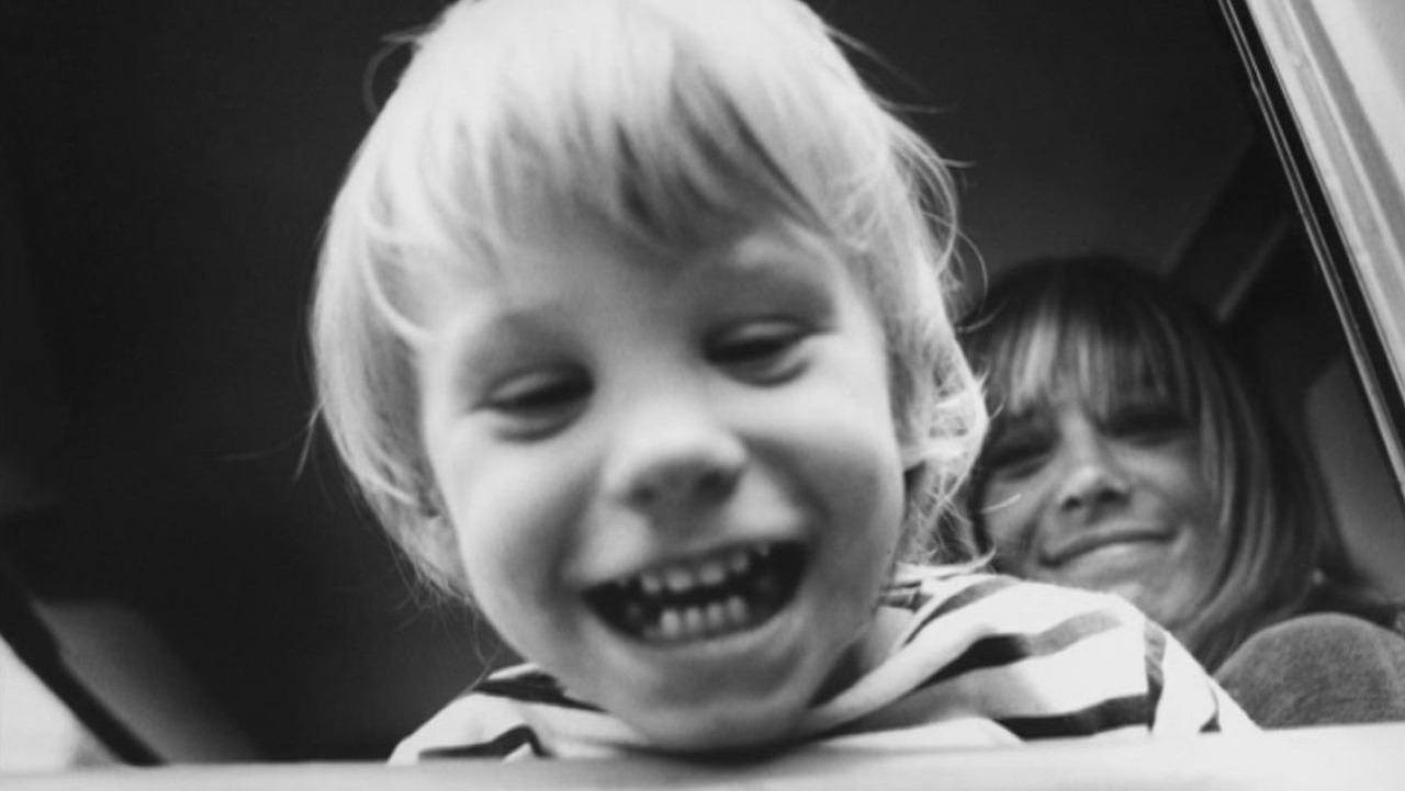 sistermorphinelovescookies:  Anita Pallenberg and son Marlon, 1971. 