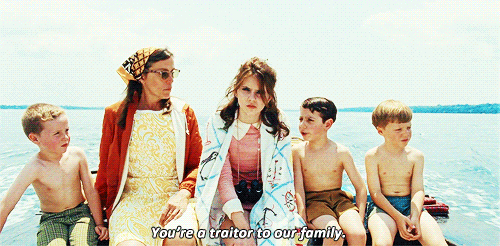 brokenwithcare:  gurl: 8 Tips For Adjusting To Life Back Home During Winter Break  This is 100% me :3
