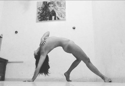 yogini.elise.x.I&rsquo;m a few days late to posting this I know so I hope the cut off hasn&r