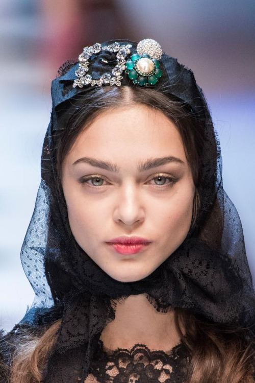 BEAUTY BEHOLDER'S EYE | Dolce & Gabbana - Milan Fashion Week - Fall 2016