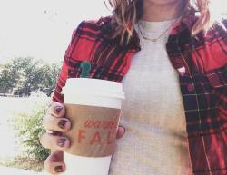 fateinmycoffee:  Happy first day of Fall!