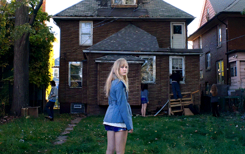 It Follows (2014)