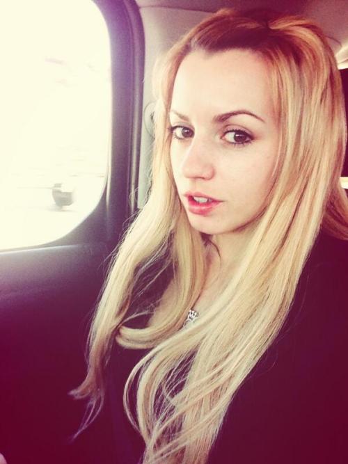 http://lexibelle100.tumblr.com/post/90870163115