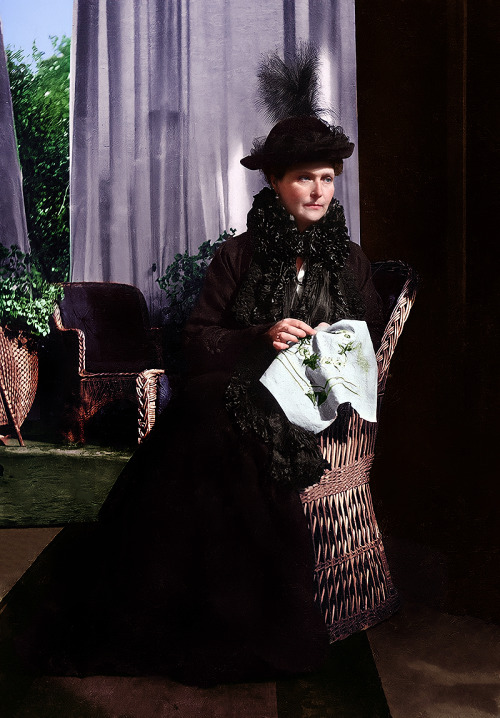 Empress Alexandra Feodorovna of Russia, ca. 1915.