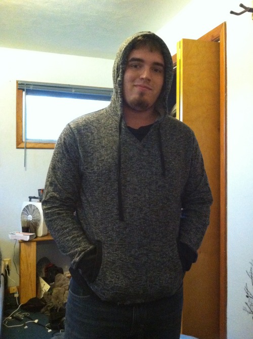 rbookbakes:  imhereforthemen:  I’m preparing myself for minter : ) Minter? (rbookbakes)  Winter : P 