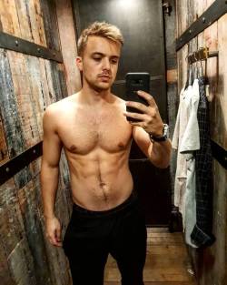 hotcelebs2000: PARRY GLASSPOOL