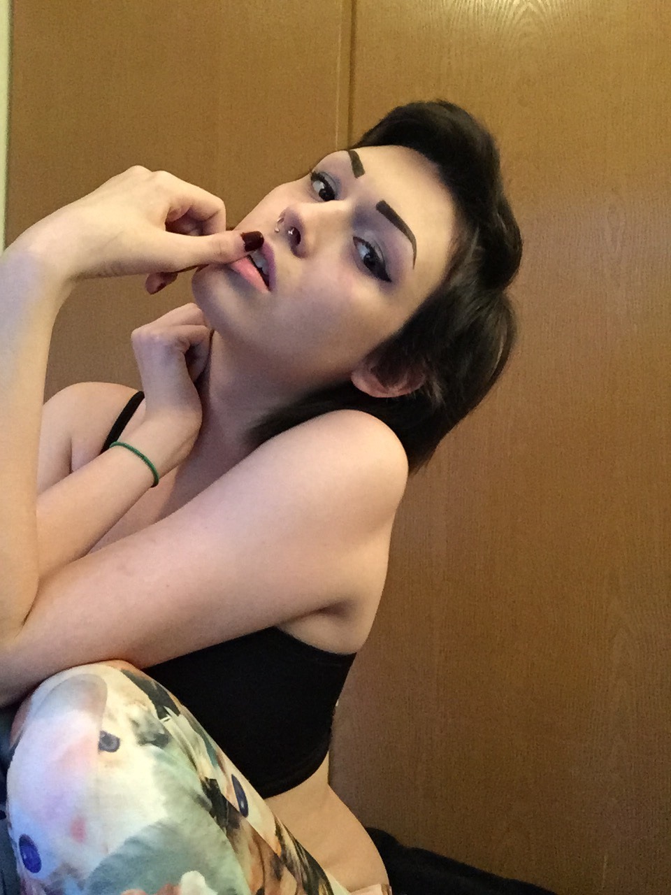 ivyaura:  forever being blown away by how hot i got tbh