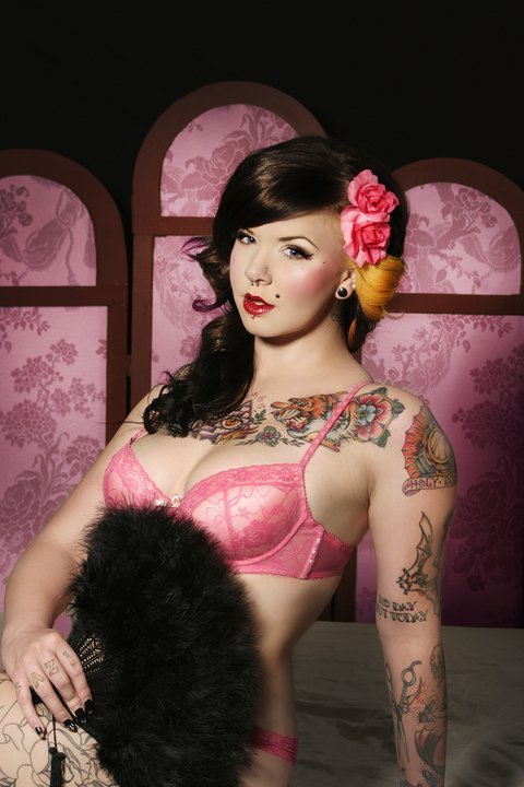 wealllovealternativemodels:  Sarah-Rochelle. Bob Spickard Photography.