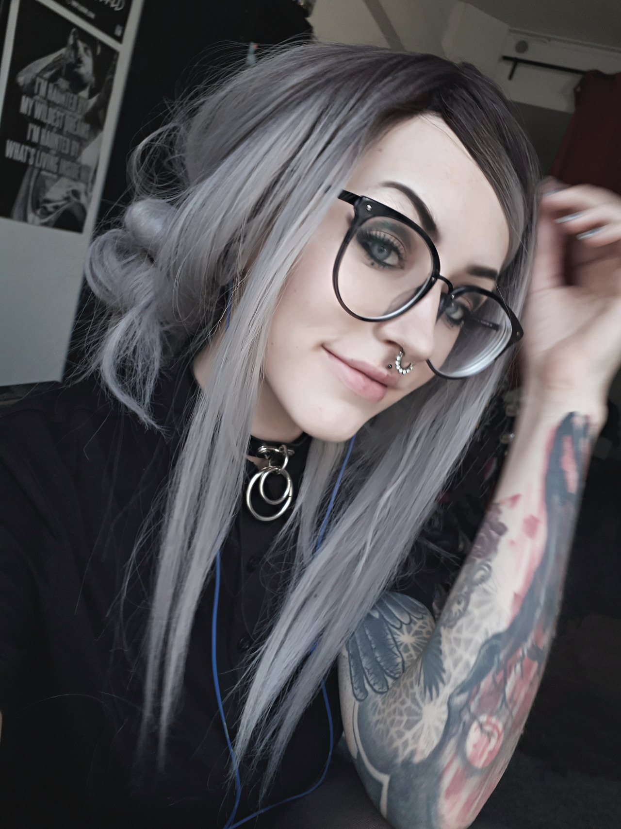 kikiraven:hi