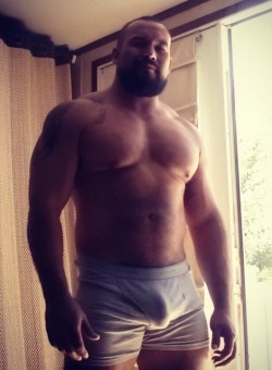 overmydadbody:  OverMyDadBody.tumblr.com  something about him that makes me say yummy&hellip;.