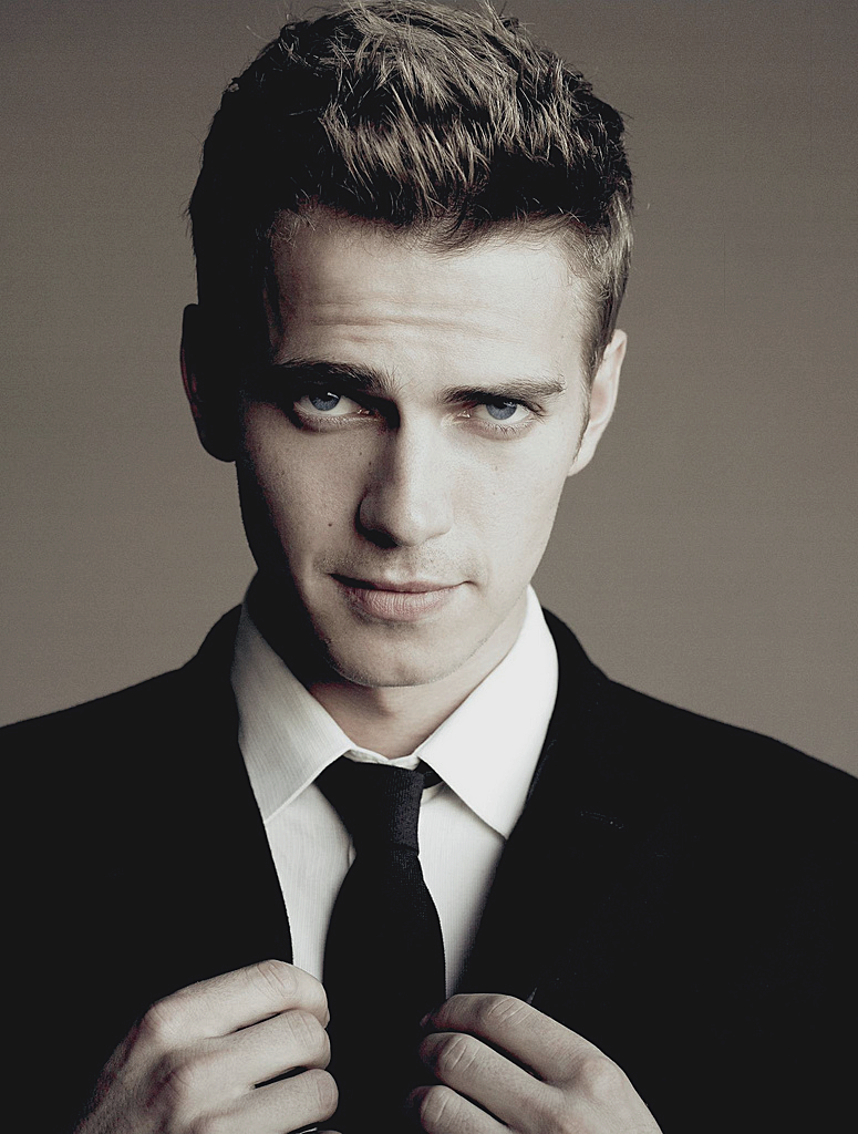 fandomlife-universe:Today’s Man Crush Monday is…HAYDEN CHRISTENSEN