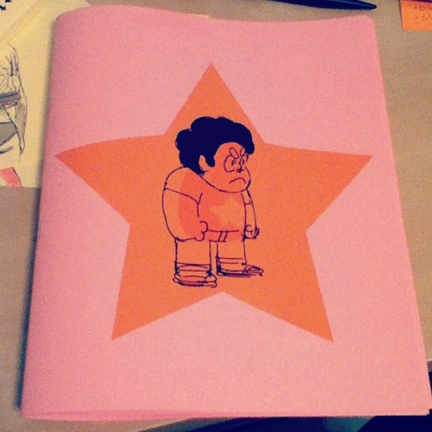 ianjq:  if you want a peek at STEVEN UNIVERSE you want one of these. VERY limited