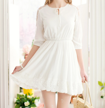 asianicandy: Celebrate the arrival of Spring with this easy going dress. This design gives you great