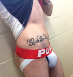 boys-liking-boys:  New PUMP jock!