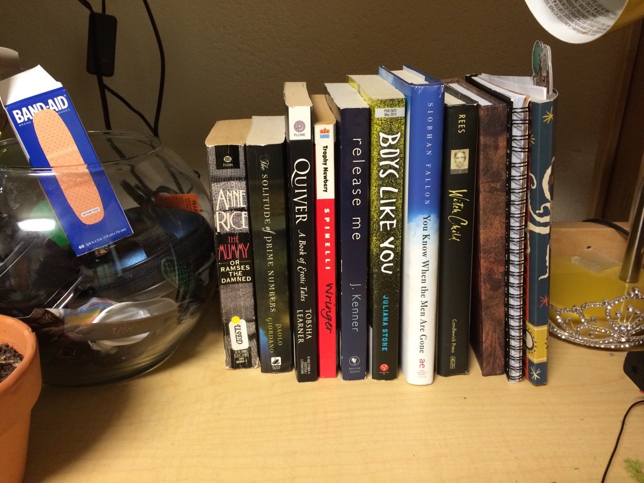 hella-bogus:I had a fun day and a good book haul with endlessroadhome ❤️❤️❤️