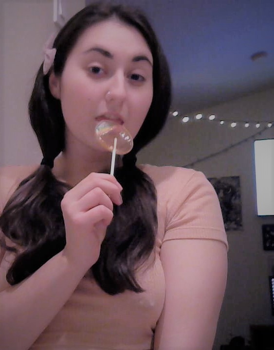cuddle-me-until-it-hurts:  ~*~ i’m a princess and i expect to be treated as such