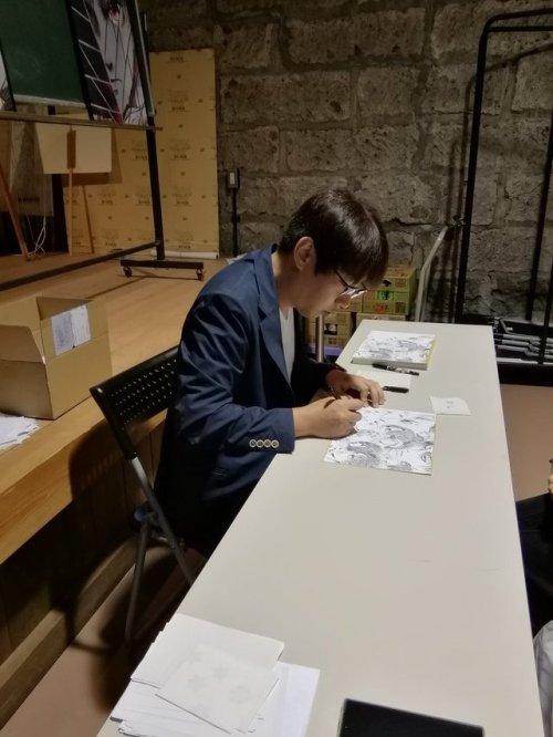 XXX fuku-shuu: SnK News: Asano Kyoji Autographs photo