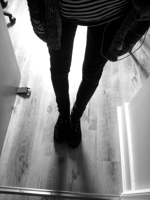 der-a-nged:  beautifulpoisonedbones:    X
