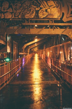 now-youre-cool:Crossing the Williamsburg Bridge on a rainy night