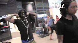 fuckyouboypayme:  when your mom ask how you got them grocery bags in one trip