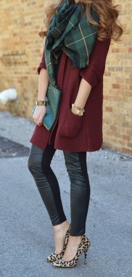 projectfab:  Bundled Up Is there anything better to wear than an over-sized sweater? I adore this gorgeous burgundy one I recently got at Marshalls. I have been quite in love with this color for Fall year after year. It is such a rich color and looks