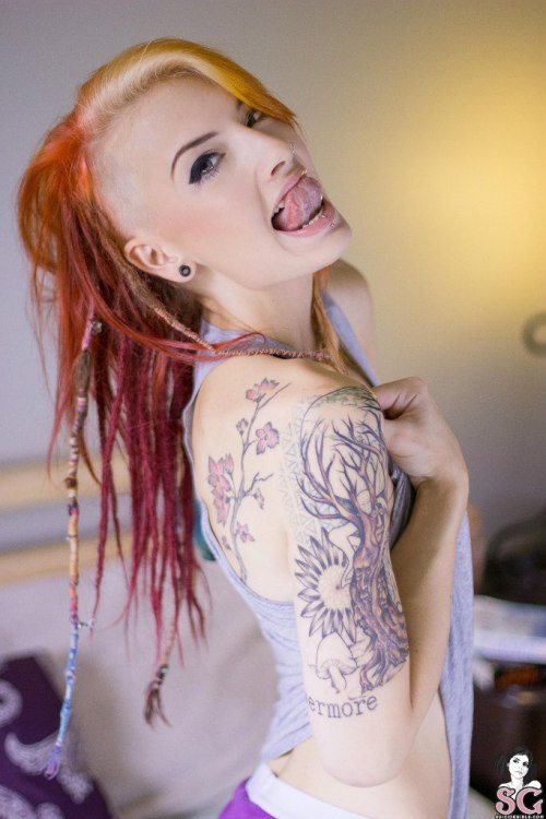 Porn  Stormyent Suicide - Feathers in the Wind photos