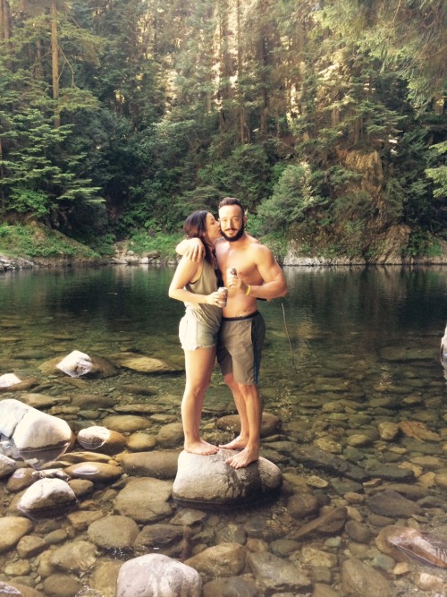 allybeefitness:  keepworkingharder:  Being Canadian as shit  Um I’m actually obsessed with you two