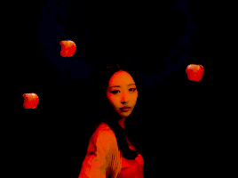 whatchatalkabout:✧･ﾟ: * LOOΠΔ THE WORLD *:･ﾟ✧