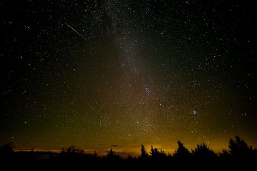 bobbycaputo:    Spectacular Photos Of The Perseid Meteor Shower 2016 Around The World 